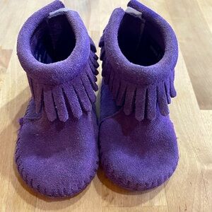 Cutest little Minnetonka girls moccasin’s!